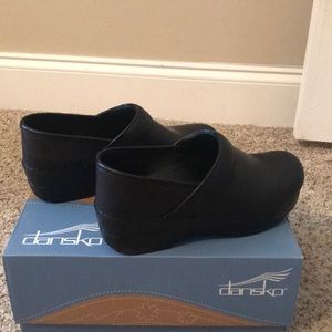Professional Oiled Leather Black Dansko Clogs